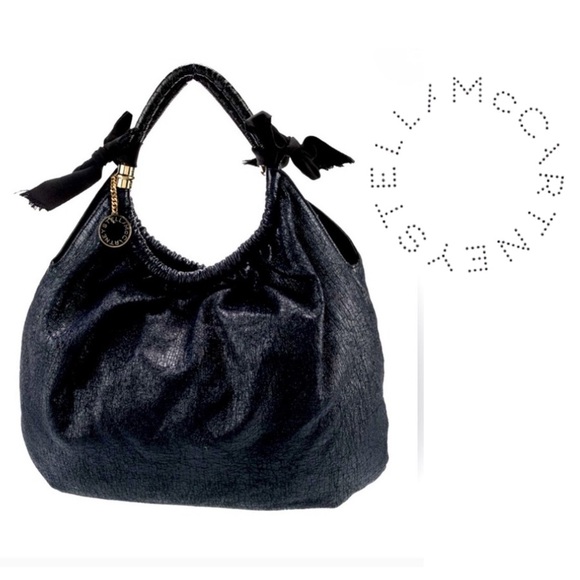 JULI IS LIVE ๐ - Picture 3 of 10